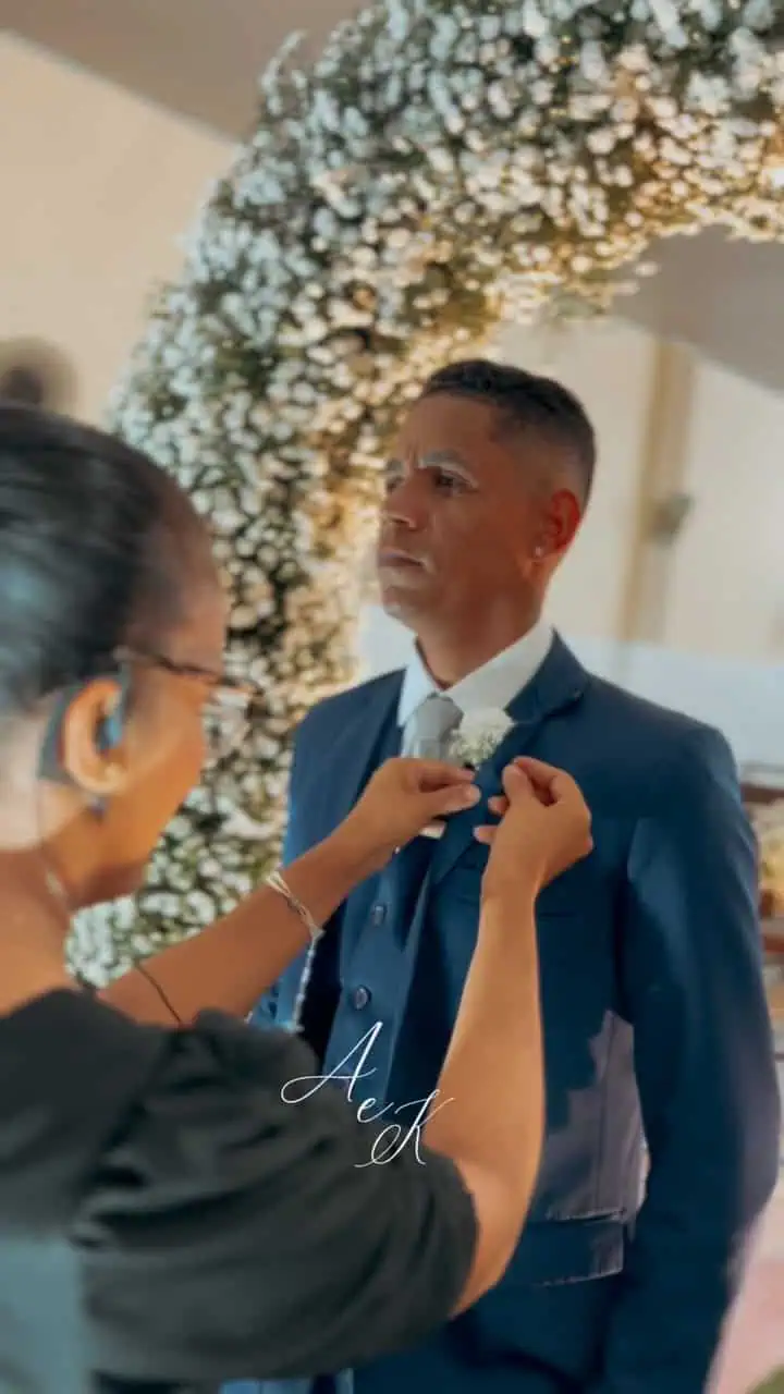 Rictheli Trajes image