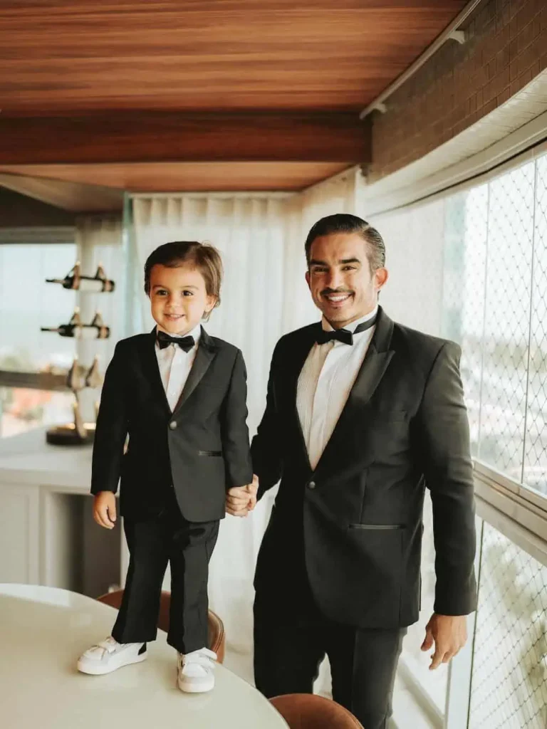 Suits Trajes A Rigor image