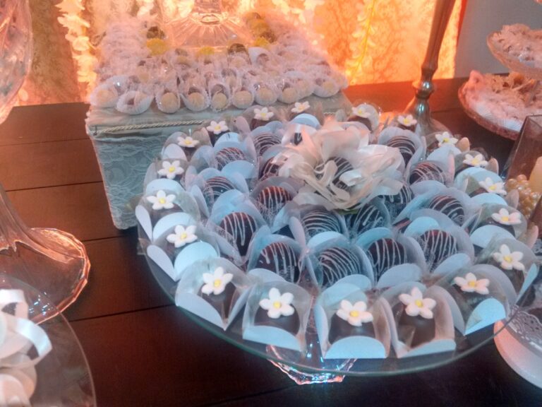 Doces And Festa image
