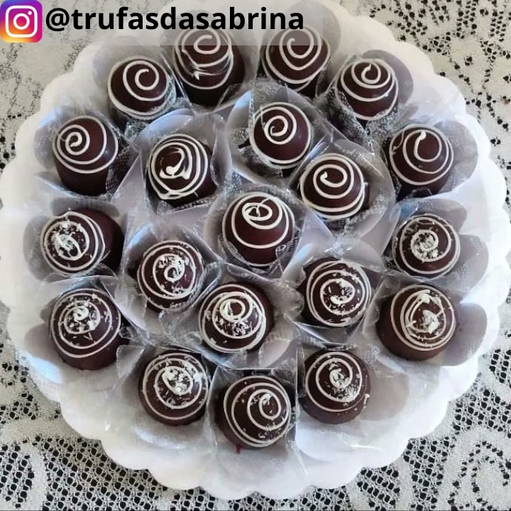 Doces Finos I Trufas Da Sabri image