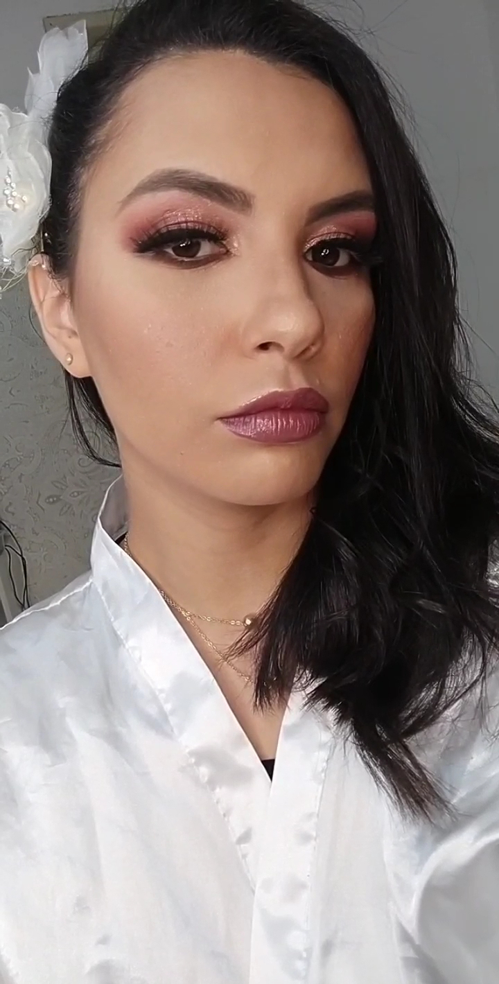 Aline Sousa Makeup image