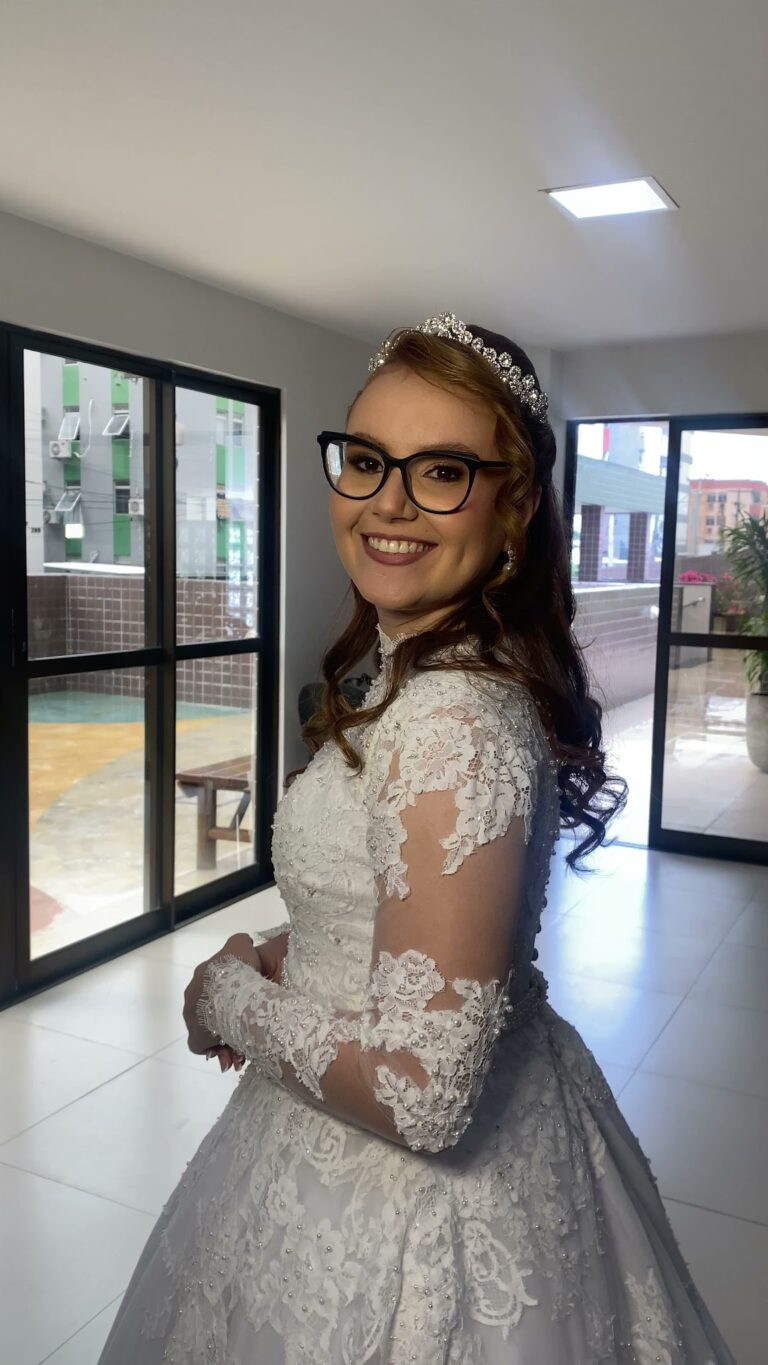 Julia Marcelly Makeup image