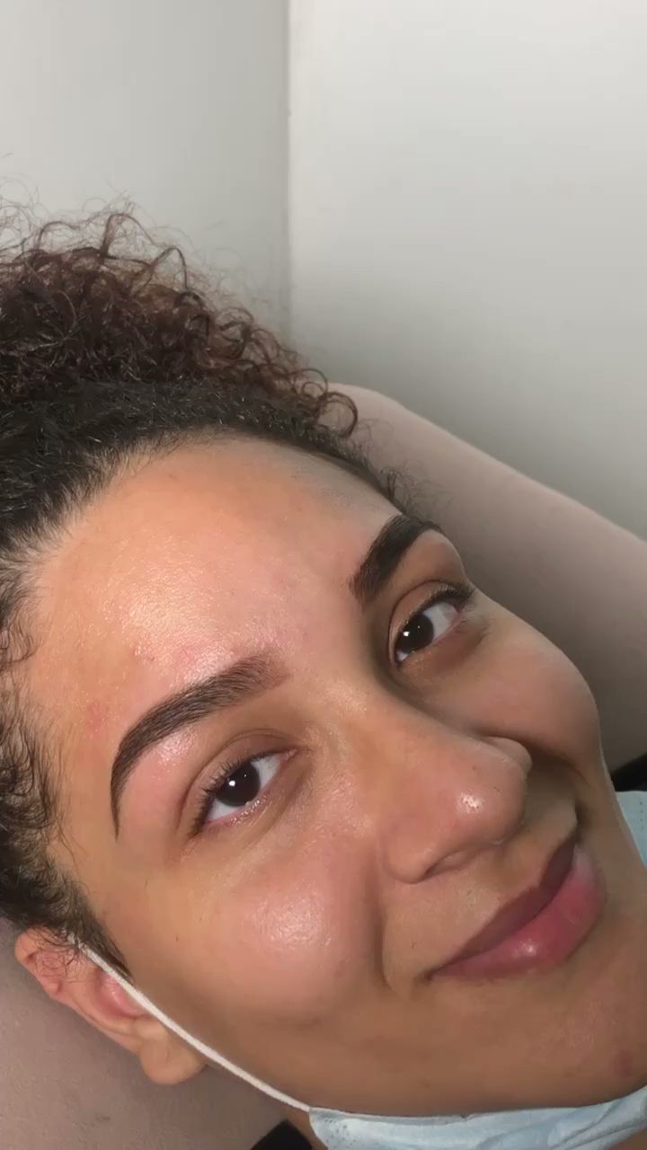 Mikaella Araújo Beauty : Maquiagem Penteado Sobrancelhas Lábios E Unhas image