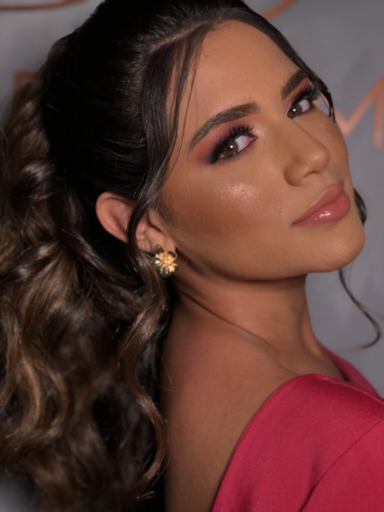 Maquiadora E Milagres Bia Lima Makeup image