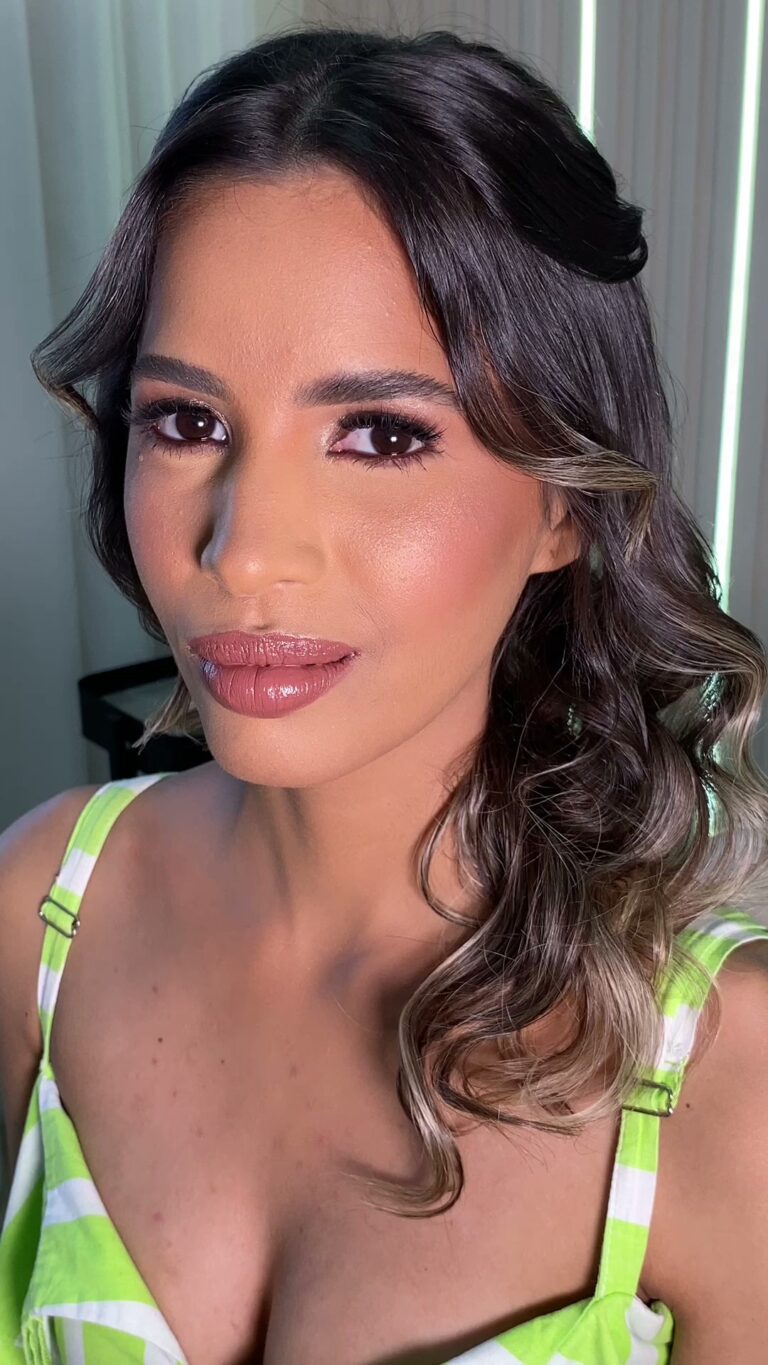 Fátima Barros Makeup Maquiadora image