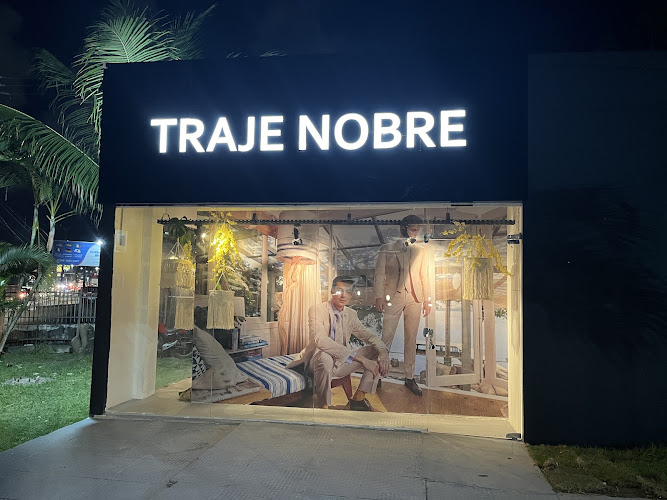 Traje Nobre image