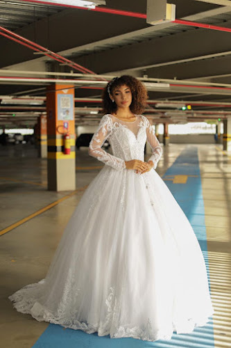 Sublime Trajes De Aluguel image