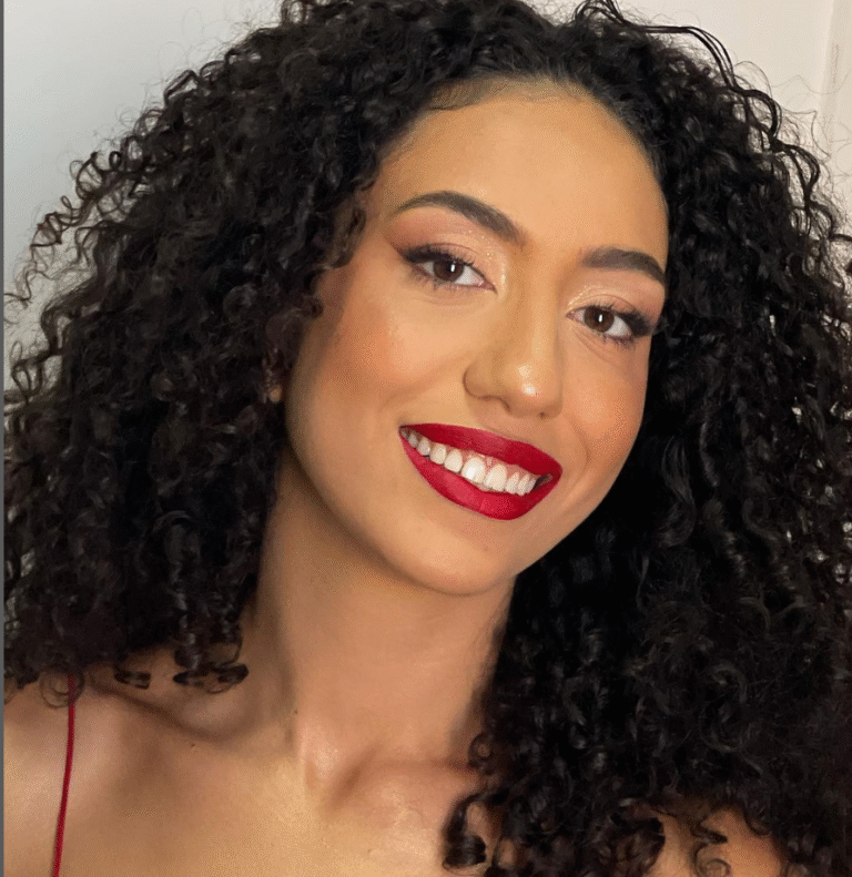 Bianca Carvalho Makeup Maquiadora image