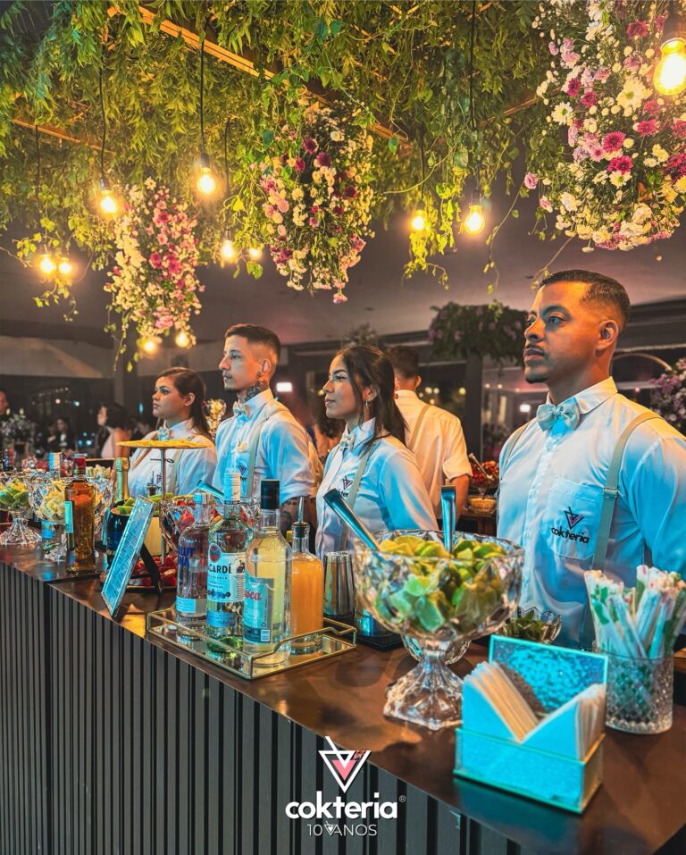 Cokteria | Drinks e Coquetéis para Eventos image